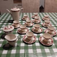 servizio  porcellana molto bello