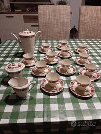 servizio  porcellana molto bello