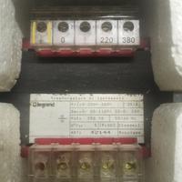 Trasformatore di isolamento 220/380V 55/0/55