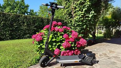 Monopattino Elettrico Navee s40