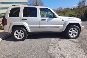 Jeep Cherokee 2800 crd