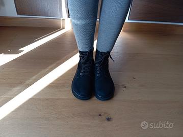 Stivaletti Art Birmingham bassi con lacci