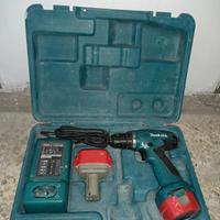 avvitatore Makita 