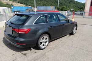 audi A4 avant business 