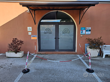 LOCALE COMM. 100mq