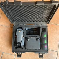 Mavic 3 pro combo + RC PRO + valigia