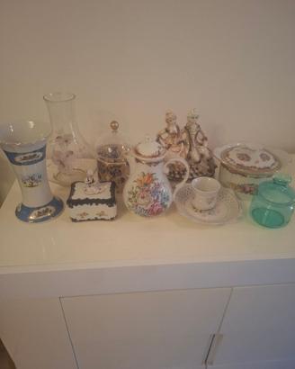 Blocco di porcellane, vetri  e ceramiche