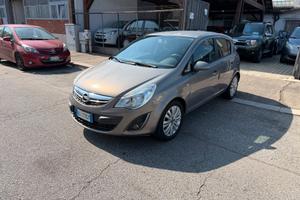 Opel Corsa 1.2 5 porte Cosmo