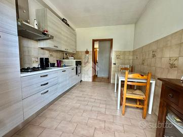 4 LOCALI A SAN CESAREO