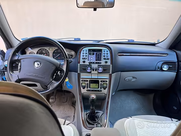 Lancia Lybra