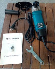 Smerigliatrice piccola