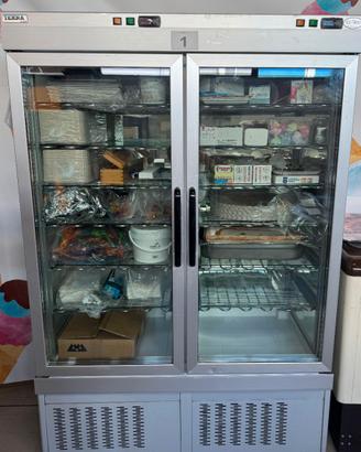Vetrina refrigerata doppia per torte – Tecna
