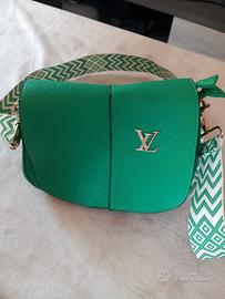 borsa simile a LV