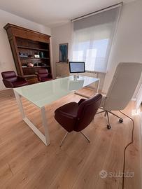 Scrivania 200x90 piano in vetro retrolaccato