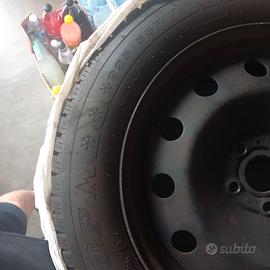 Gomme Auto Invernali Dunlop 225/55/R17 101V