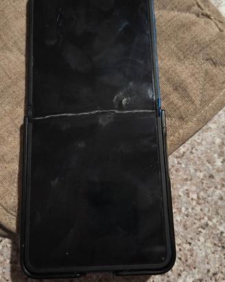 Cellulare per pezzi