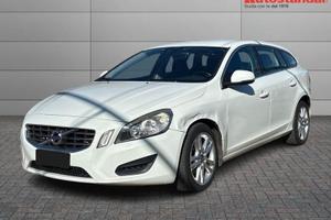 Volvo V60 (2010-2018) D3 Geartronic Momentum