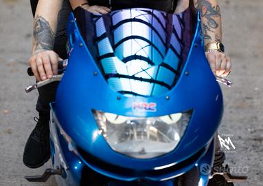 Kawasaki Ninja ZX9R iscritta ASI