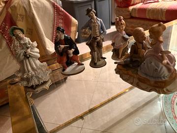 Vari personaggi di porcellana Capodimonte