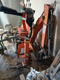 Retroescavatore per trattore