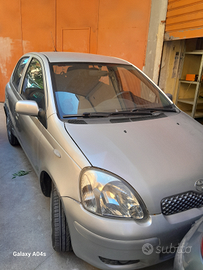 Toyota yaris 1.0 benzina anno 2005
