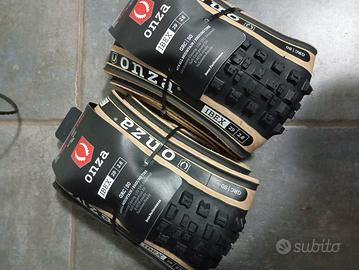 Coppia copertoni MTB enduro 29x2,60 120 tipi tubel