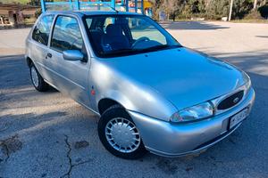 FORD FIESTA 1.2 Guia Solo 46 Milla klm