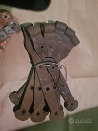 Cerniere antiche per balconi esterni