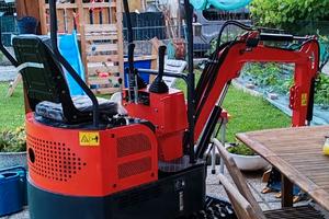 MINI ESCAVATORE TP 13  10 QUINTALI