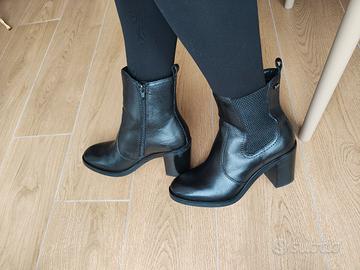 Stivaletti Valleverde in vera pelle NUOVO