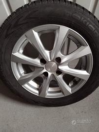 Nokian invernali 175/65 R14 + cerchioni