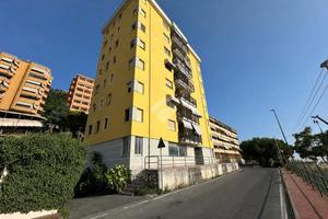 5 LOCALI A VALLECROSIA AL MARE