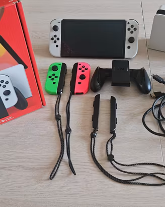 NINTENDO SWITCH OLED – BUNDLE COMPLETO