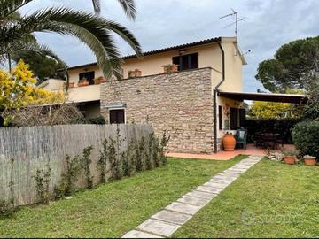 Casa vacanze "Il Sole" a Baratti con posto auto