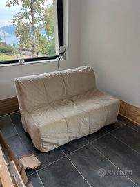Divano letto Ikea.