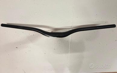 Manubrio Oneup Carbonio 760 mm – Ø35 – Rise 35 mm