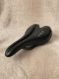 Sella FIZIK ALIANTE VSX carbon braided