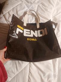 Shopping Fendi cristal usata