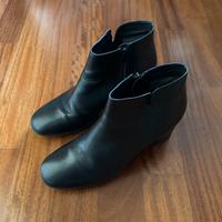 Stivaletto con tacco Bata