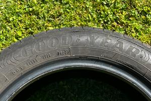 4 gomme Goodyear Efficientgrip Performance