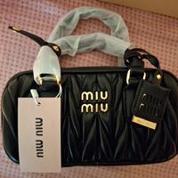 Borsa Miu Miu Arcadie Matelassé pelle nappa nera