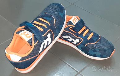 Scarpe da ginnastica con rete n.38