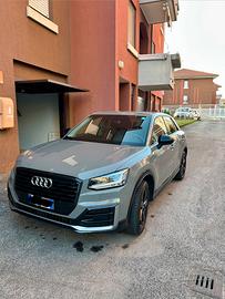Audi Q2 35 tfsi identity black S tronic