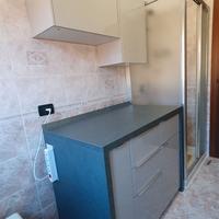 Mobile bagno con pensili