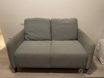 Divano 2 posti Ikea
