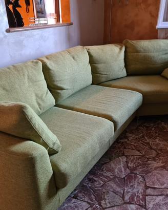 DIVANO AD ANGOLO