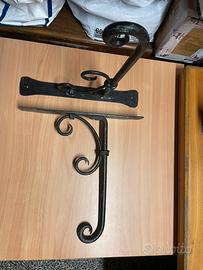 Ganci ferro battuto / porta mensola