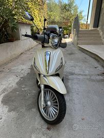 Piaggio Beverly 300 i.e. - 2015 - Bianco Perla - O