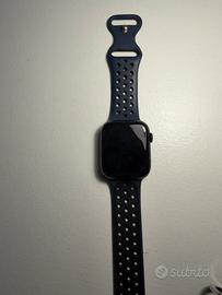 Apple watch series 8