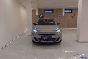 FIAT 600 1.2 hybrid 110cv auto